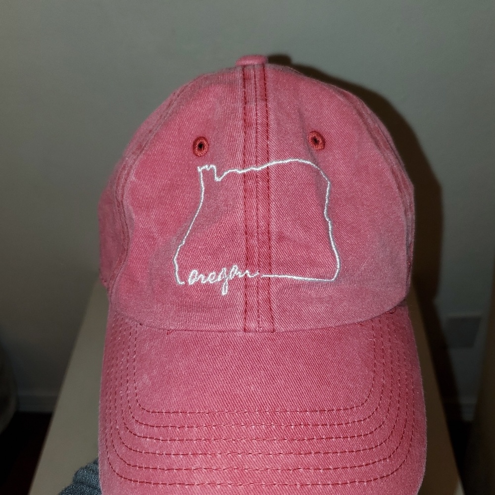 2 state of Oregon hats OR